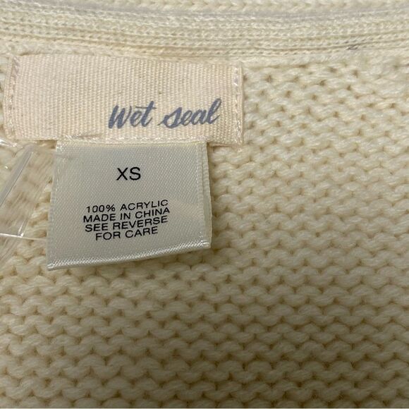 NWT Wet Seal Chunky Knit Button Front Cream Cardigan Sweater Women's Size XS - Picture 13 of 15